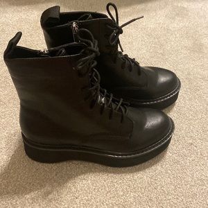 Urban outfitters gemma combat